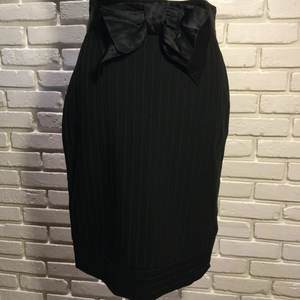 Bebe Black Pencil Skirt with Bow Detail